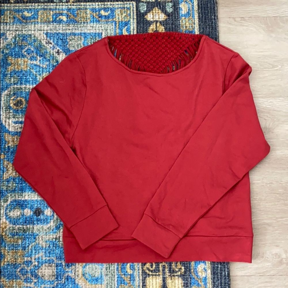 Carbon38 sweater